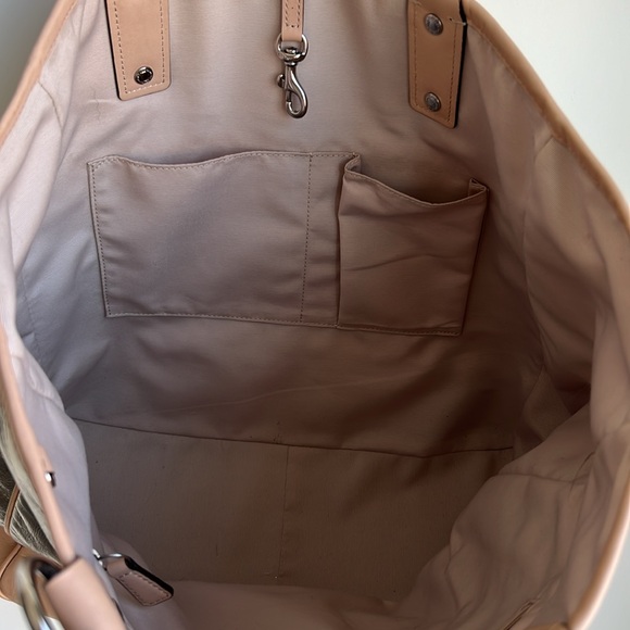 COACH Champagne Gold Tote - Picture 15 of 16